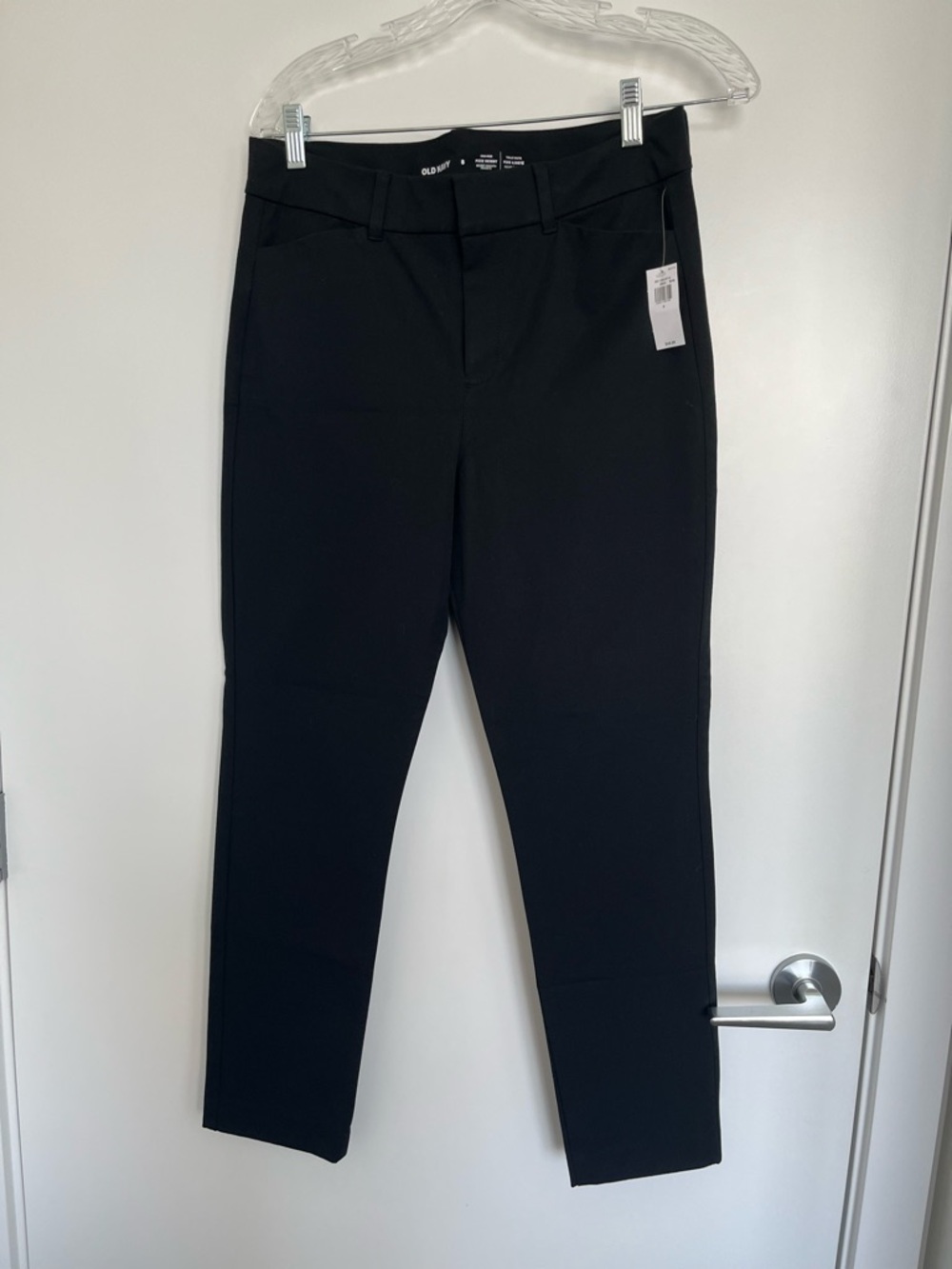 Old Navy Skinny High Rise black dress pants, size 8